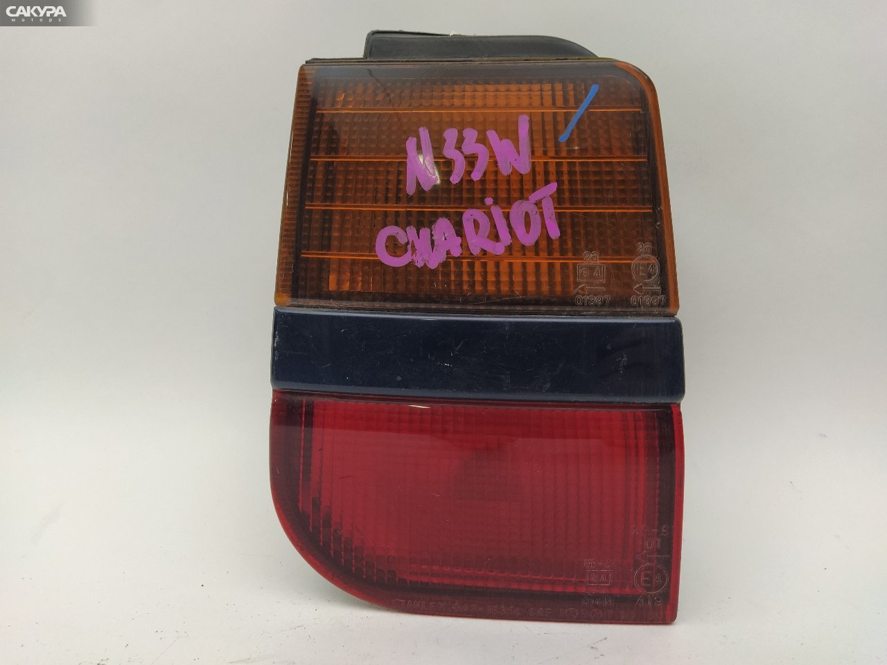 Фонарь стоп-сигнала левый Mitsubishi Chariot N33W 043-1536: купить в Сакура Красноярск.