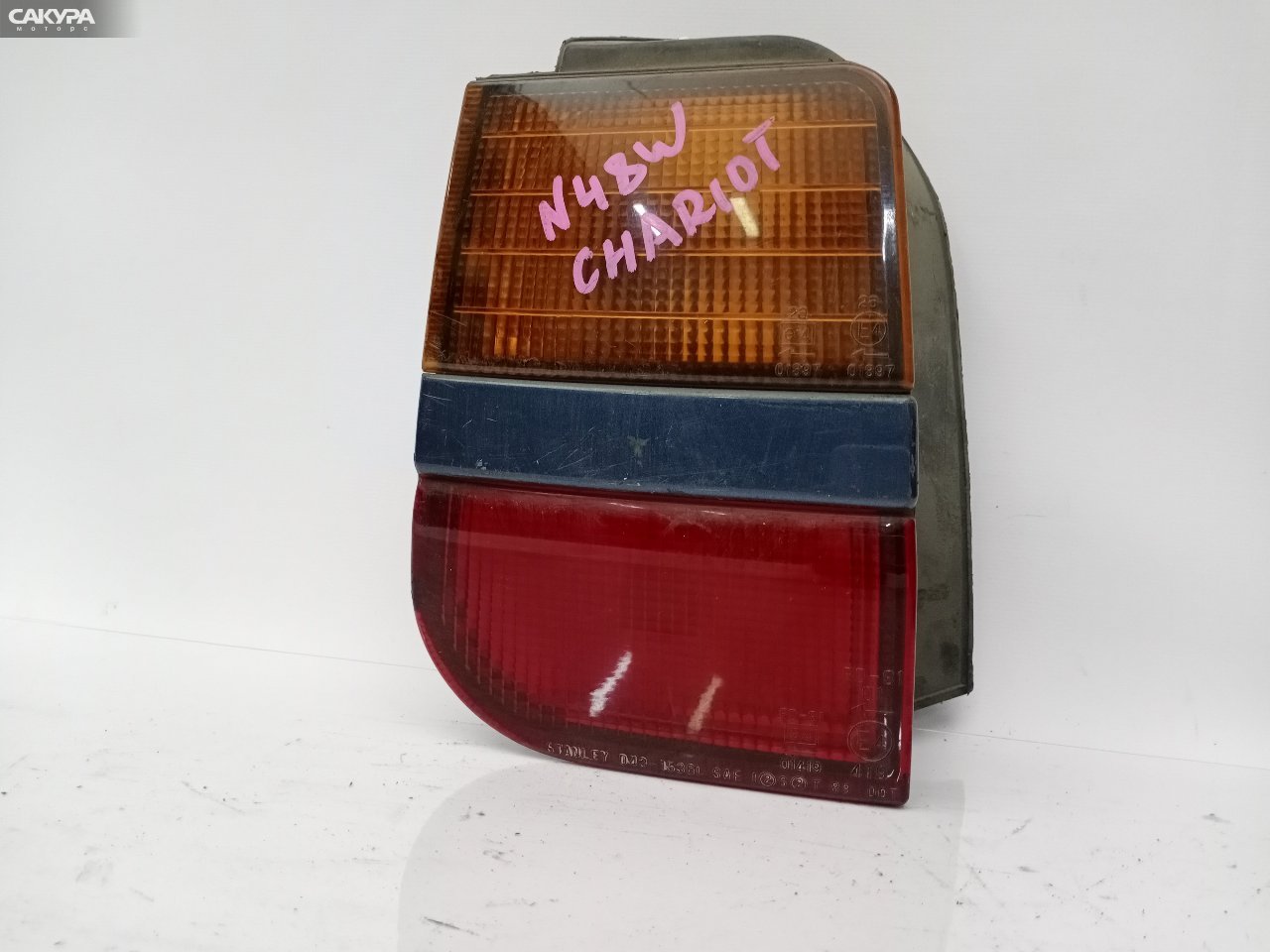 Фонарь стоп-сигнала левый Mitsubishi Chariot N33W 043-1536: купить в Сакура Красноярск.