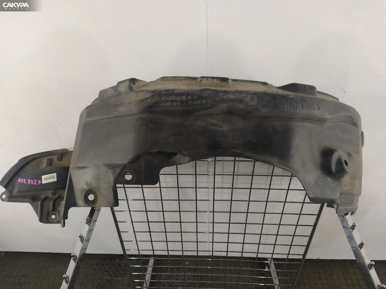 Подкрылок передний правый Toyota Corona Premio AT210 7A-FE: купить в Сакура Красноярск.
