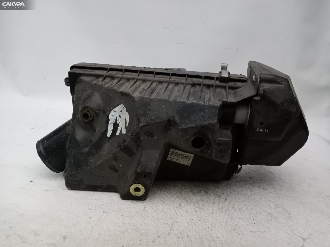 Корпус воздушного фильтра Nissan Primera P11 SR18DE: купить в Сакура Красноярск.