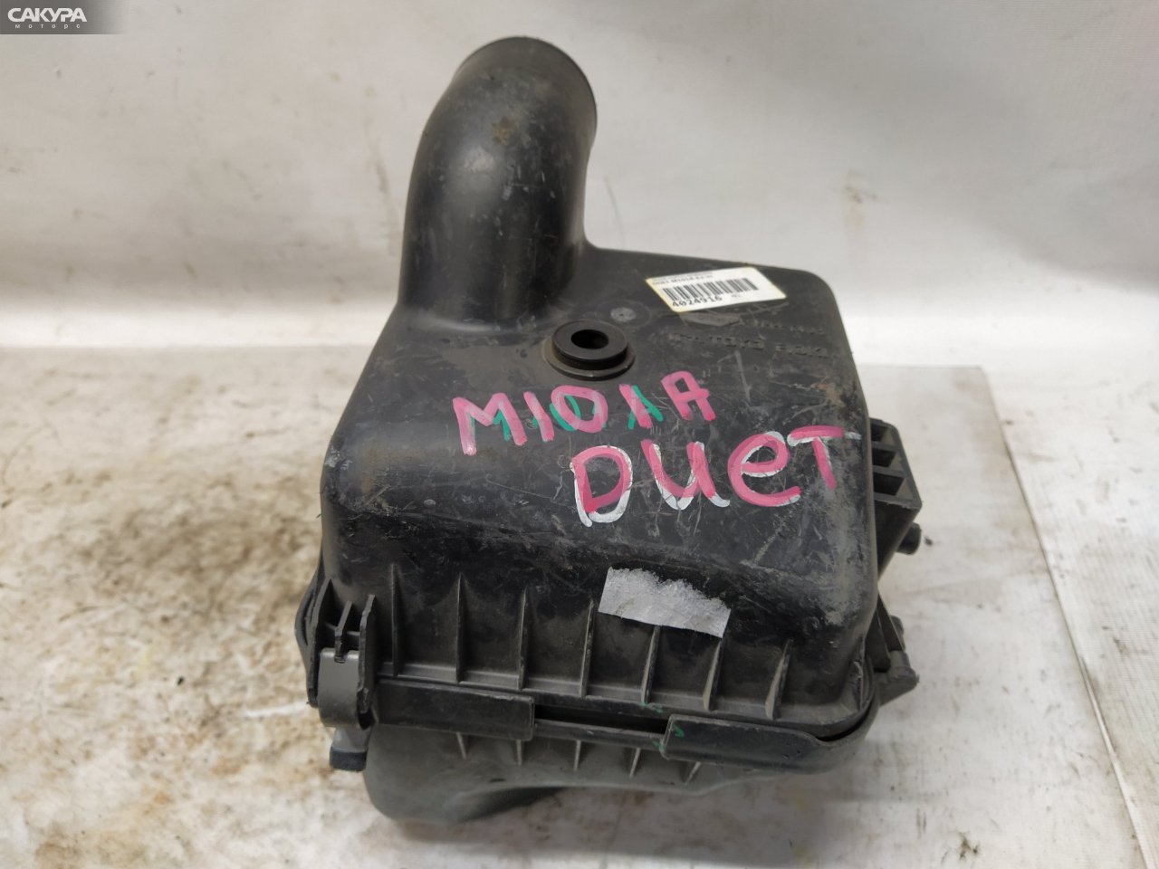 Корпус воздушного фильтра Toyota Duet M101A K3-VE: купить в Сакура Красноярск.