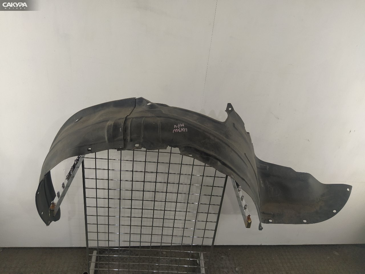 Подкрылок передний правый Mazda MPV LW3W L3-DE: купить в Сакура Красноярск.