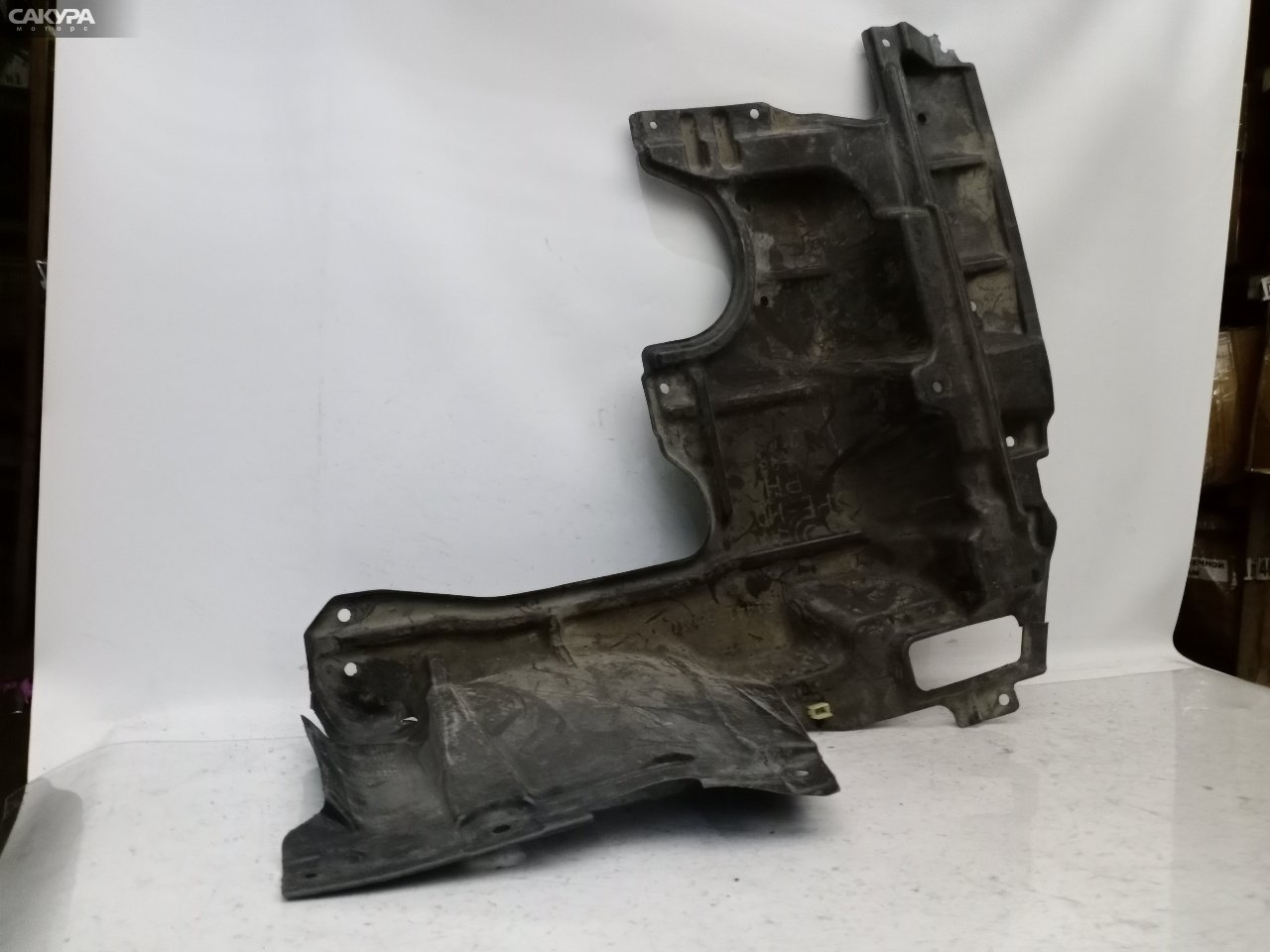 Защита ДВС правая Toyota Wish ZNE10G 1ZZ-FE: купить в Сакура Красноярск.
