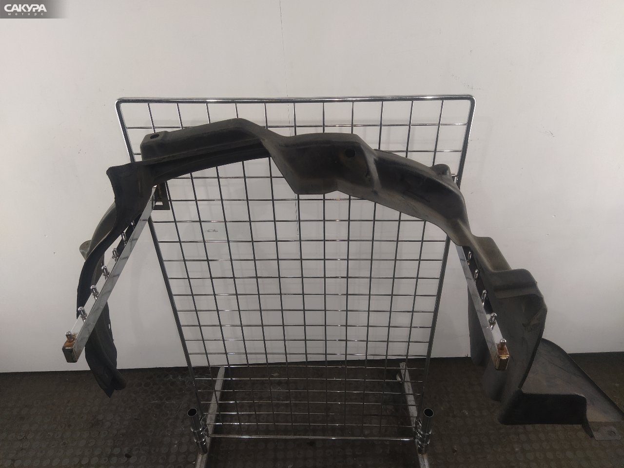 Подкрылок передний левый Honda Stepwgn RF1 B20B: купить в Сакура Красноярск.