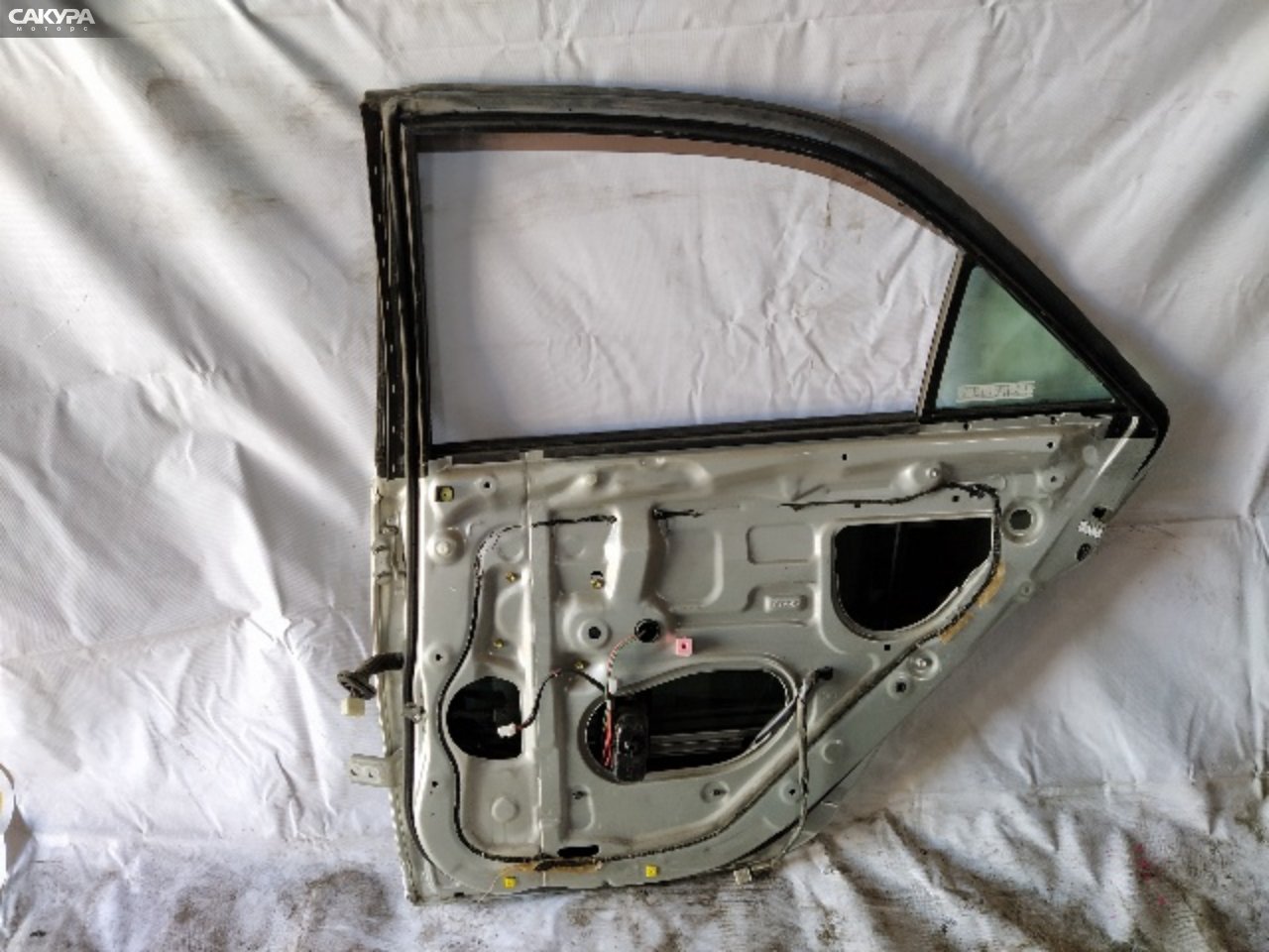 Дверь боковая задняя правая Toyota Camry ACV35 2AZ-FE: купить в Сакура Красноярск.