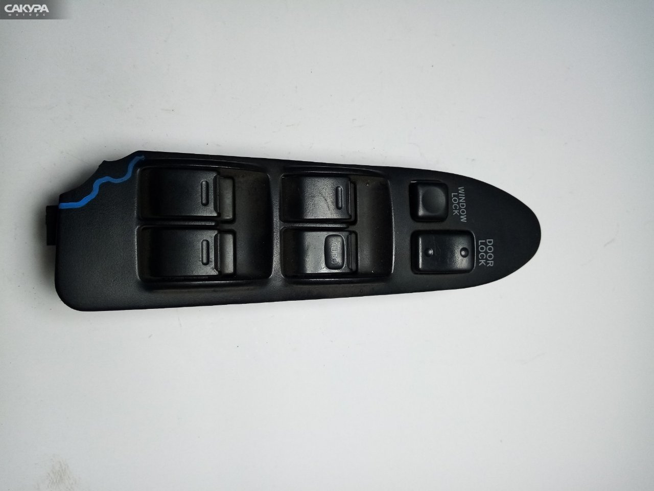 Кнопки в салон передняя правая Toyota Sprinter Marino AE100: купить в Сакура Иркутск.