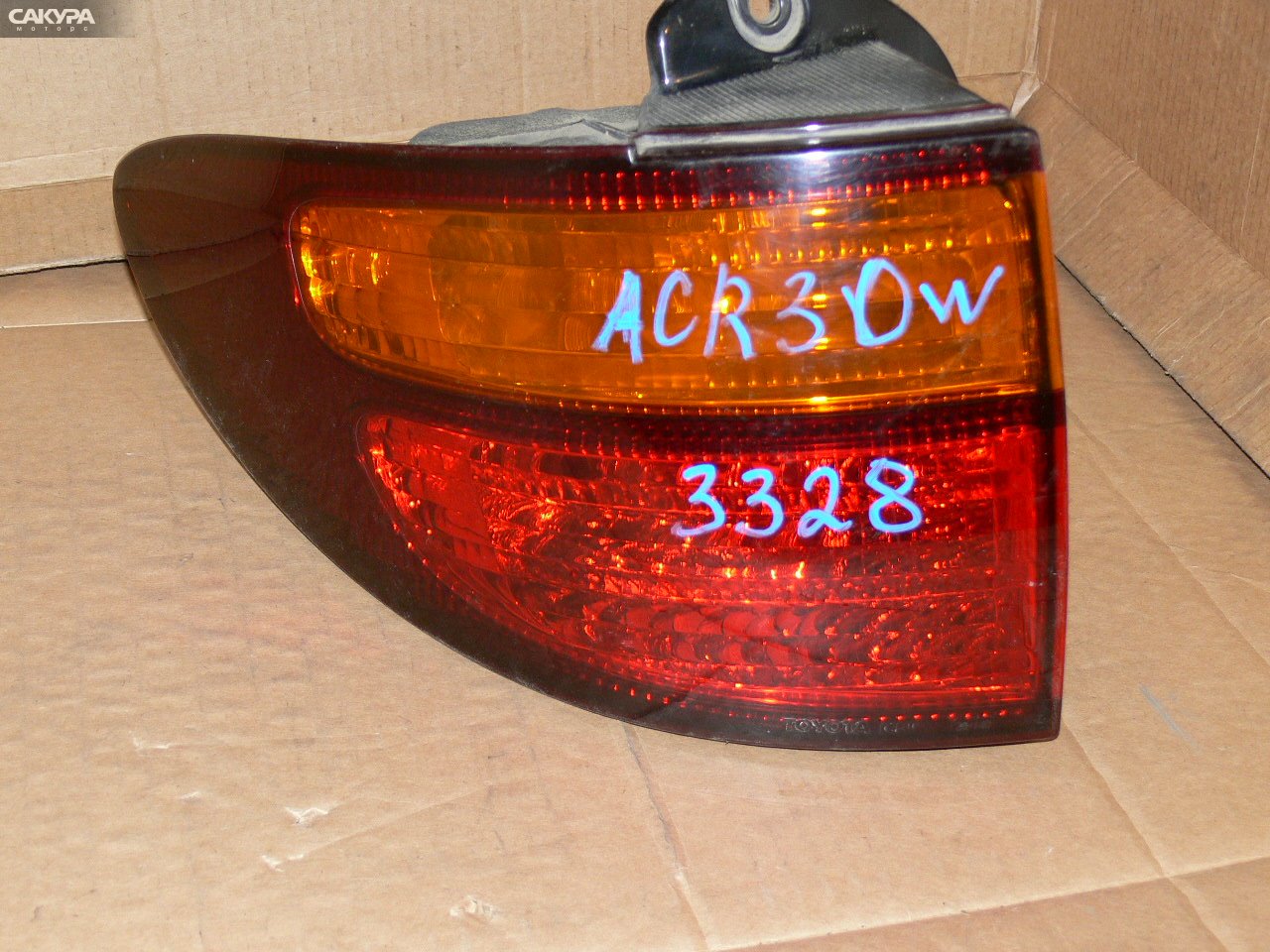 Фонарь стоп-сигнала левый Toyota Estima ACR30W 28-140: купить в Сакура Иркутск.