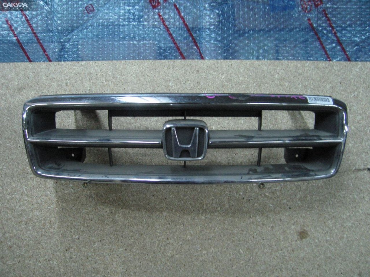 Решетка радиатора Honda Inspire CC2: купить в Сакура Абакан.