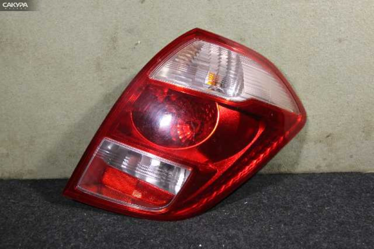 Фонарь стоп-сигнала правый Toyota Ractis SCP100 52-159: купить в Сакура Абакан.