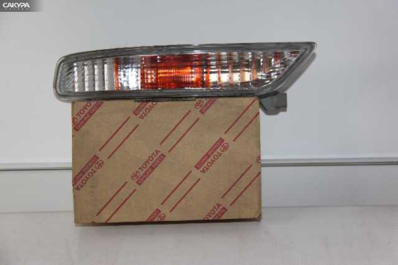 Повторитель левый Toyota Cresta JZX100 22-260: купить в Сакура Абакан.