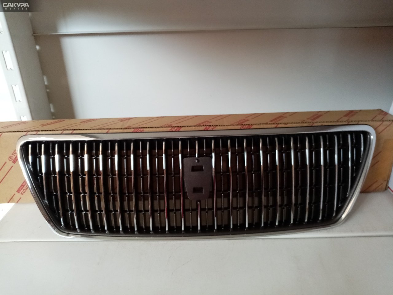 Решетка радиатора Toyota Cresta GX100 1G-FE: купить в Сакура Абакан.