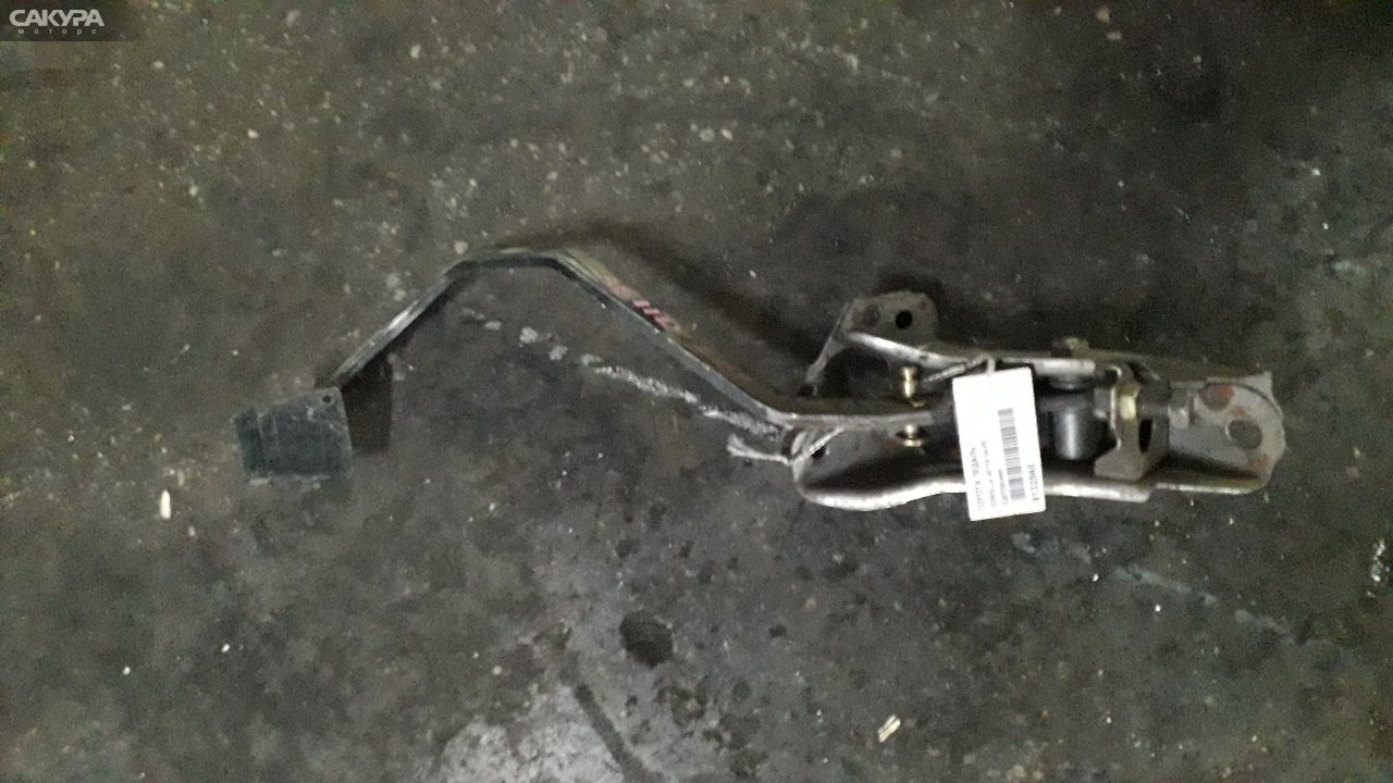Педаль Toyota Corolla AE110 5A-FE: купить в Сакура Абакан.