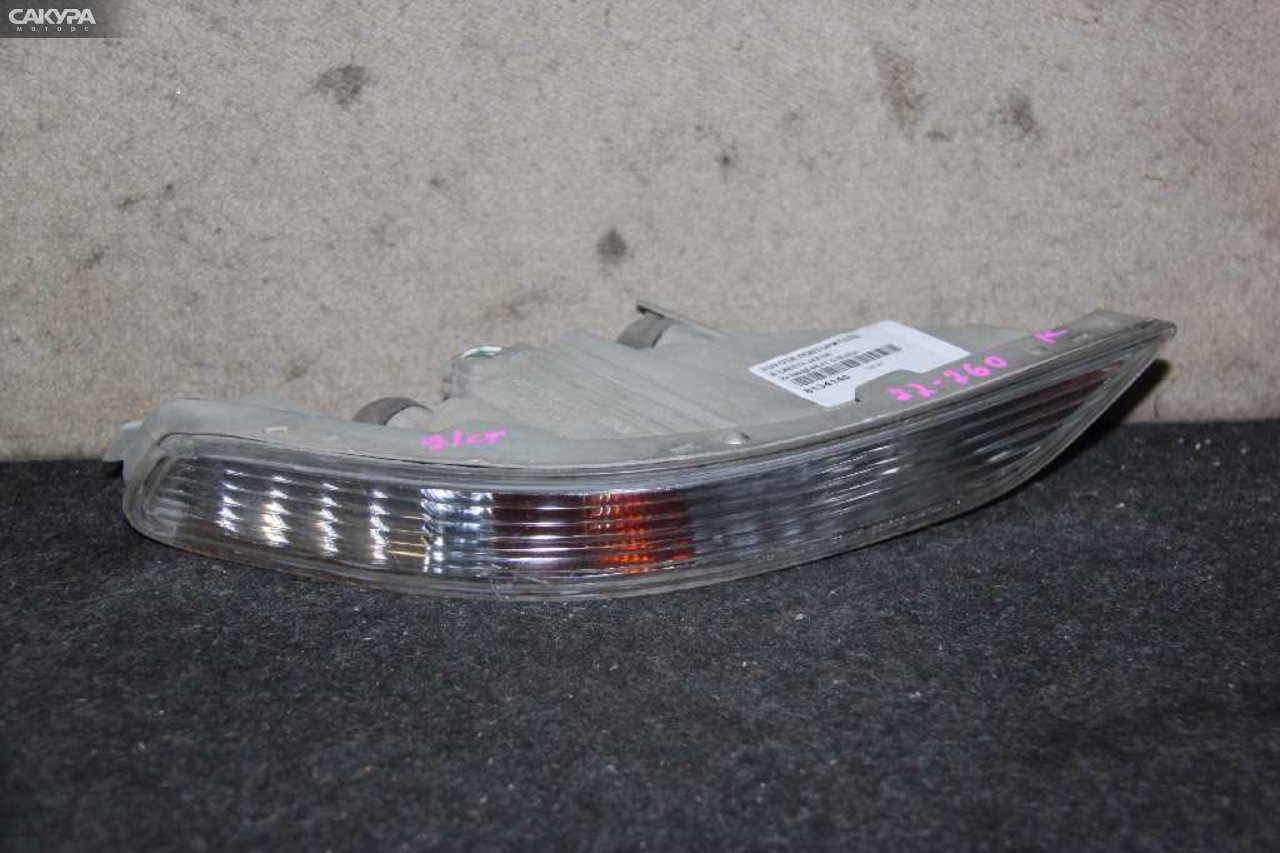 Повторитель правый Toyota Cresta JZX100 22-260: купить в Сакура Абакан.