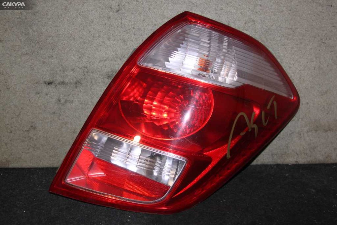 Фонарь стоп-сигнала правый Toyota Ractis SCP100 52-159: купить в Сакура Абакан.