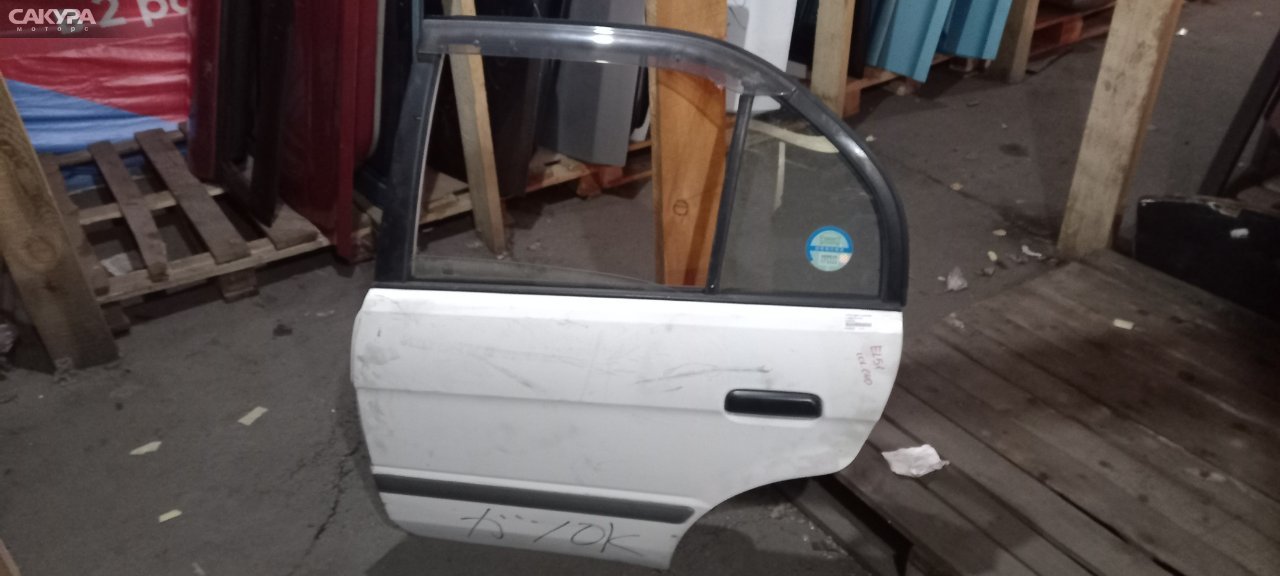 Дверь боковая задняя левая Toyota Corsa EL51 4E-FE: купить в Сакура Абакан.