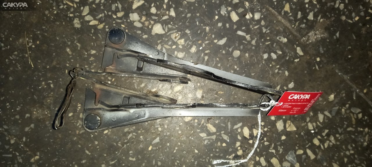 Кронштейн капота Mitsubishi Galant E54A 6A12: купить в Сакура Абакан.