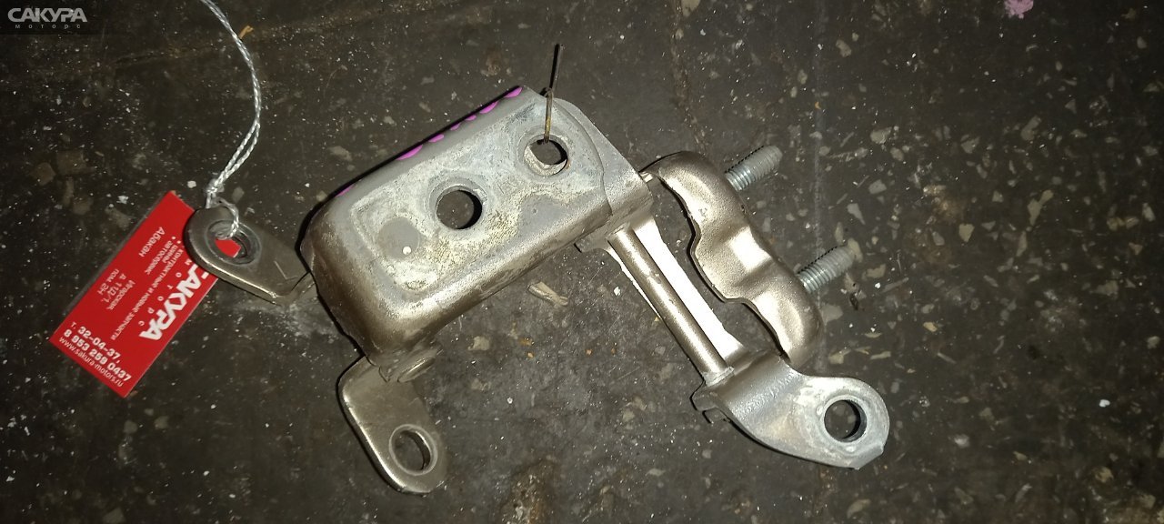 Петля двери задняя правая Toyota Camry ACV30 2AZ-FE: купить в Сакура Абакан.