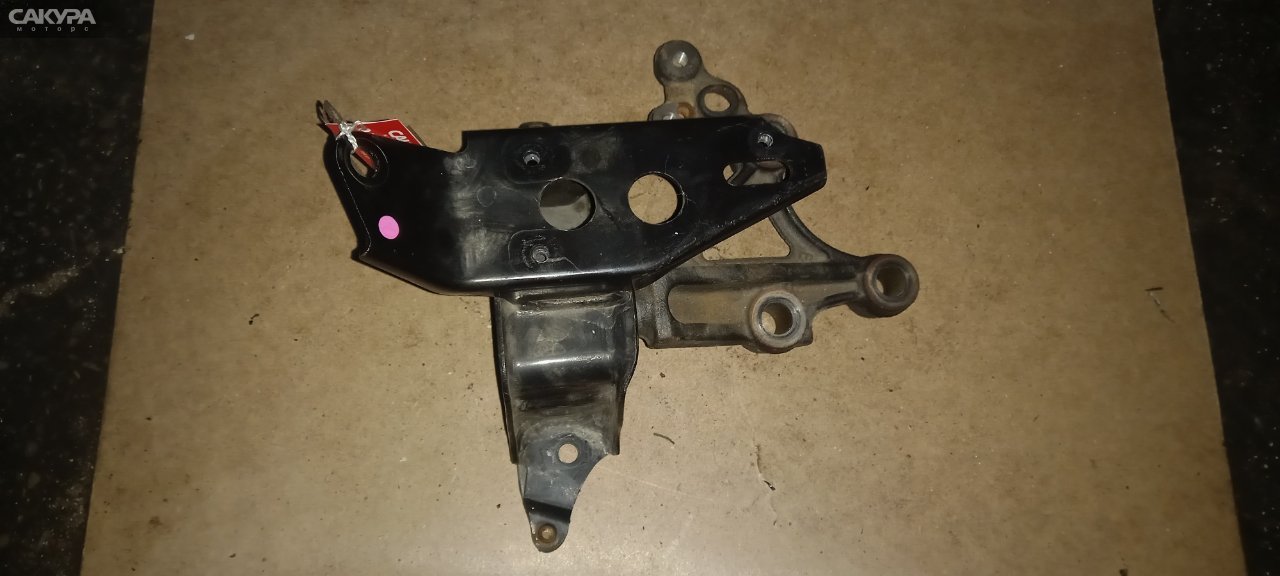 Подушка двигателя левая Toyota Passo KGC30 1KR-FE: купить в Сакура Абакан.