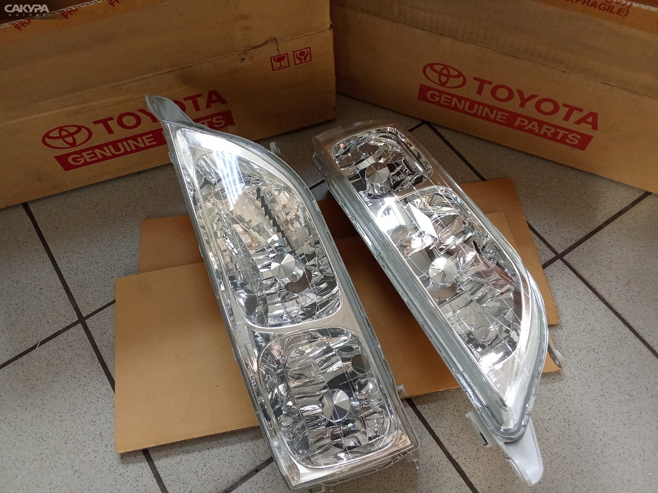Фара Toyota Cresta GX100 22-258: купить в Сакура Абакан.
