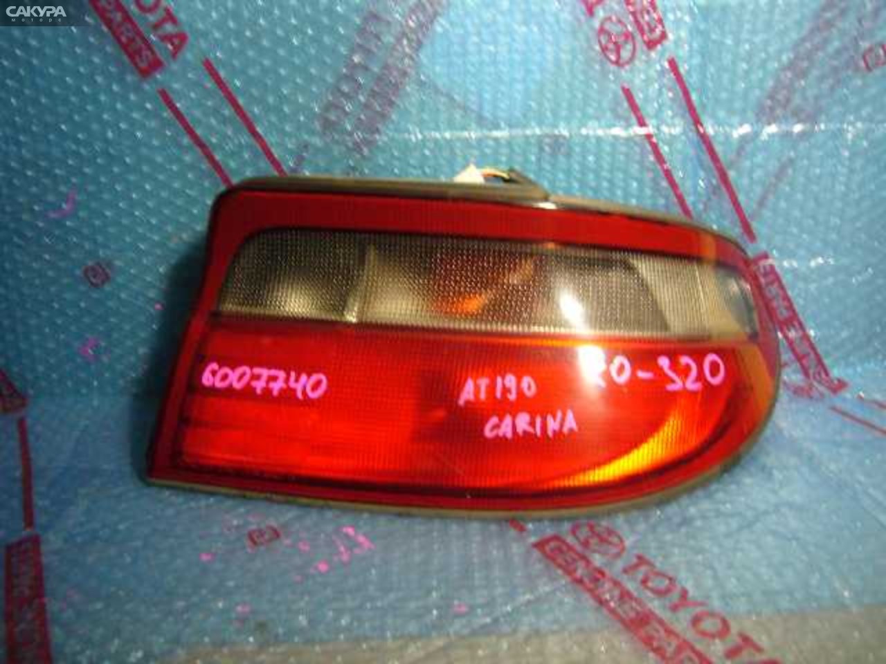 Фонарь стоп-сигнала правый Toyota Carina AT190 20-320: купить в Сакура Кемерово.
