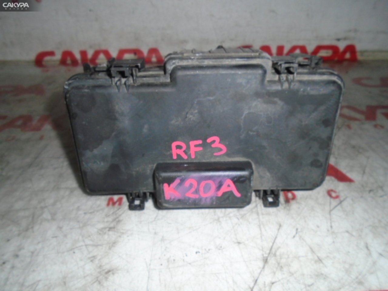 Блок реле и предохранителей Honda Stepwgn RF3 K20A: купить в Сакура Моторс Кемерово.